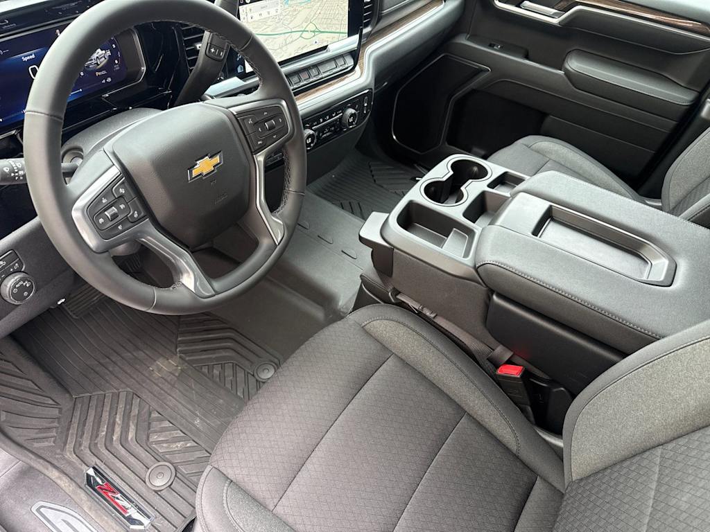 Thumbnail: 2026 Chevrolet Silverado 1500 - 9