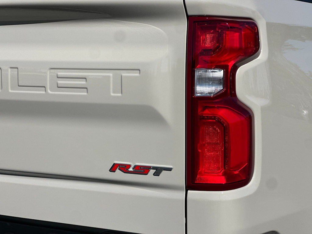 Thumbnail: 2026 Chevrolet Silverado 1500 - 28