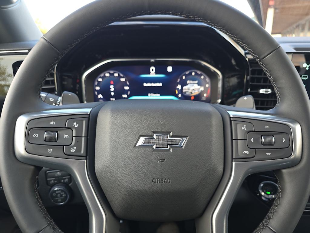 Thumbnail: 2026 Chevrolet Silverado 1500 - 26