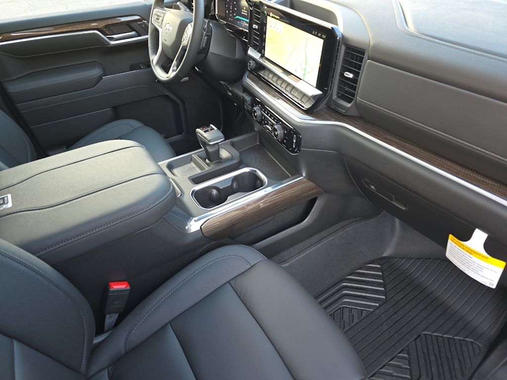 Thumbnail: 2026 Chevrolet Silverado 1500 - 12