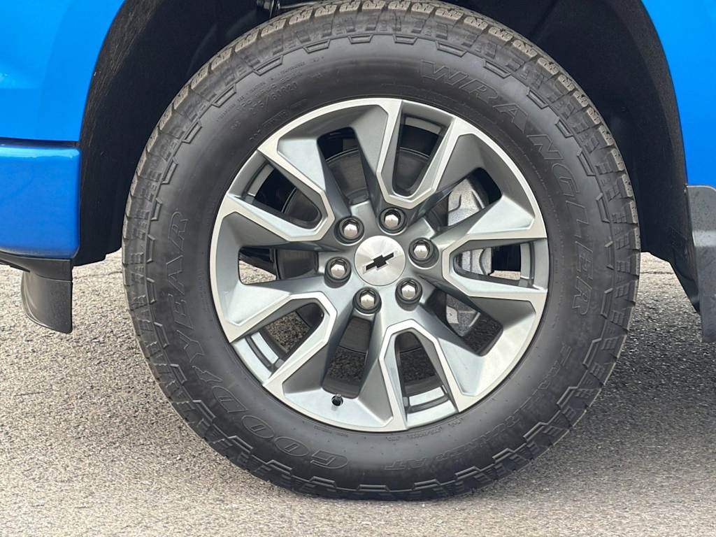 Thumbnail: 2026 Chevrolet Silverado 1500 - 7