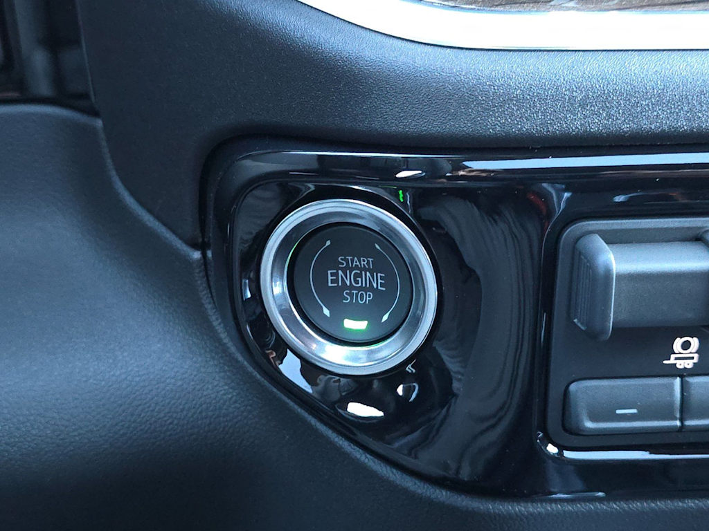 Thumbnail: 2026 Chevrolet Silverado 1500 - 26