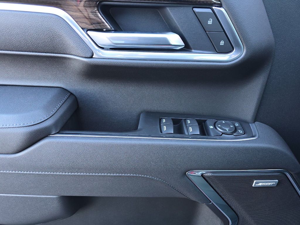 Thumbnail: 2026 Chevrolet Silverado 1500 - 21