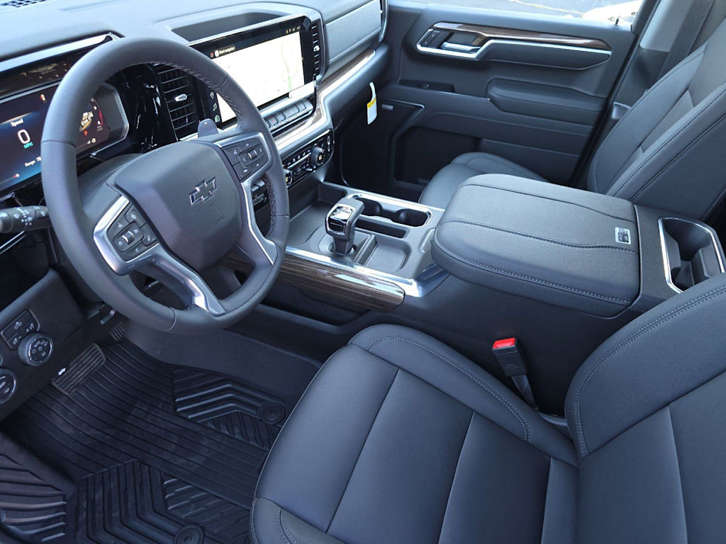 Thumbnail: 2026 Chevrolet Silverado 1500 - 9