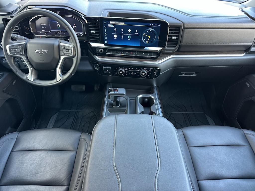 Thumbnail: 2025 Chevrolet Silverado 1500 - 2