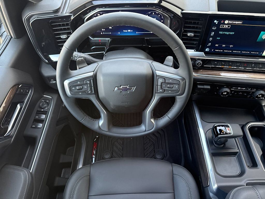 Thumbnail: 2026 Chevrolet Silverado 1500 - 9