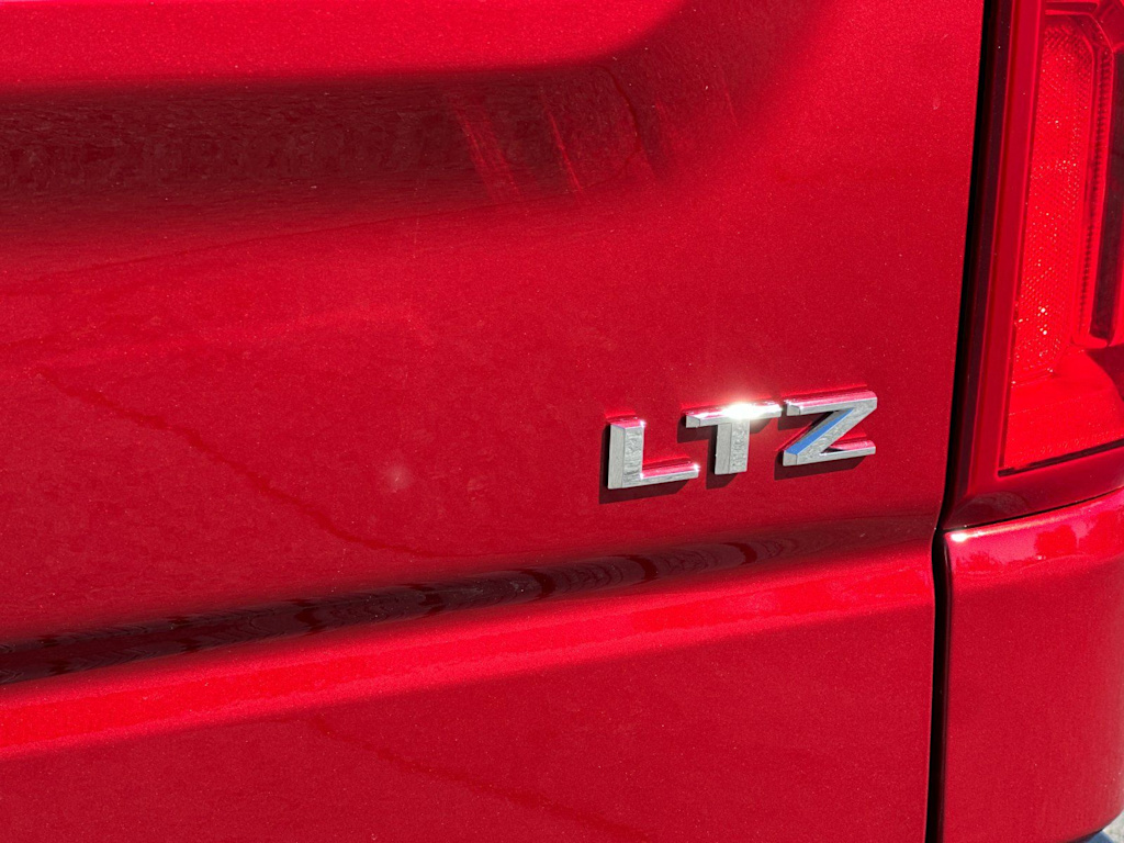 Thumbnail: 2026 Chevrolet Silverado 1500 - 6