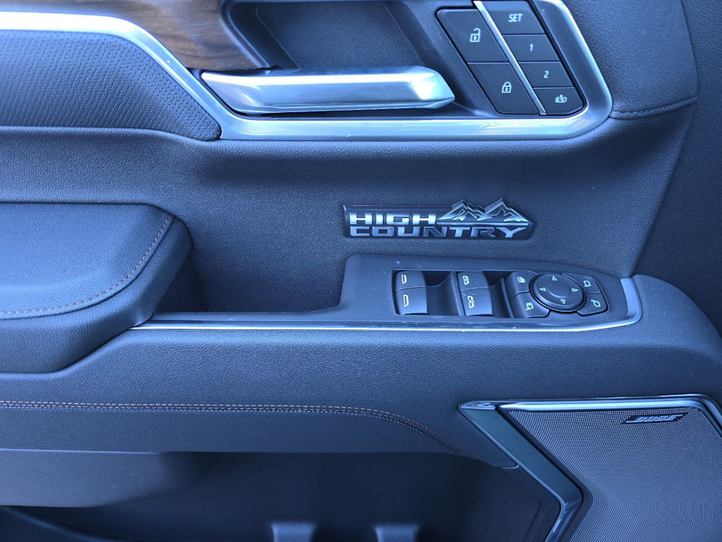 Thumbnail: 2026 Chevrolet Silverado 1500 - 21