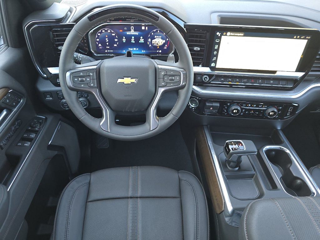 Thumbnail: 2026 Chevrolet Silverado 1500 - 13