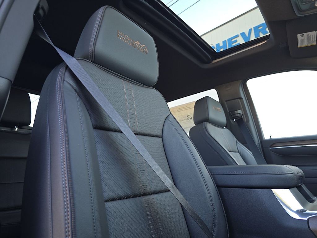 Thumbnail: 2026 Chevrolet Silverado 1500 - 11