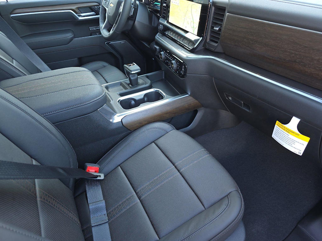 Thumbnail: 2026 Chevrolet Silverado 1500 - 10