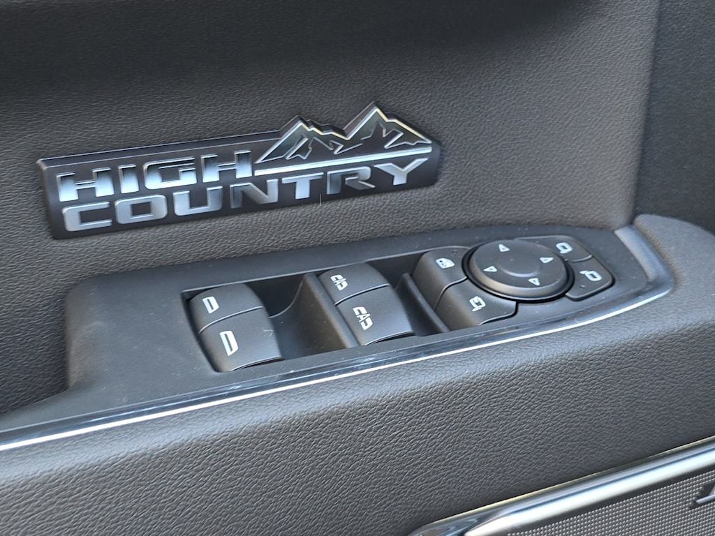 Thumbnail: 2026 Chevrolet Silverado 1500 - 7