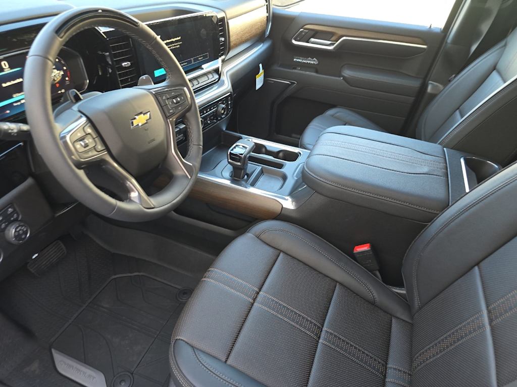 Thumbnail: 2026 Chevrolet Silverado 1500 - 10