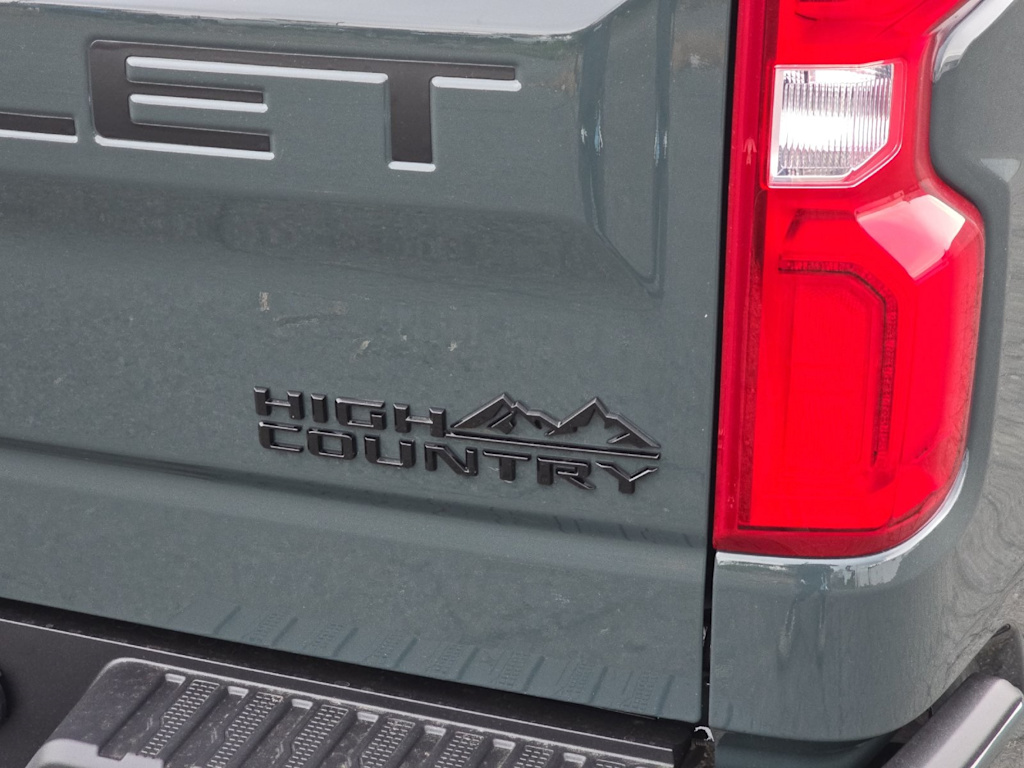 Thumbnail: 2026 Chevrolet Silverado 1500 - 27