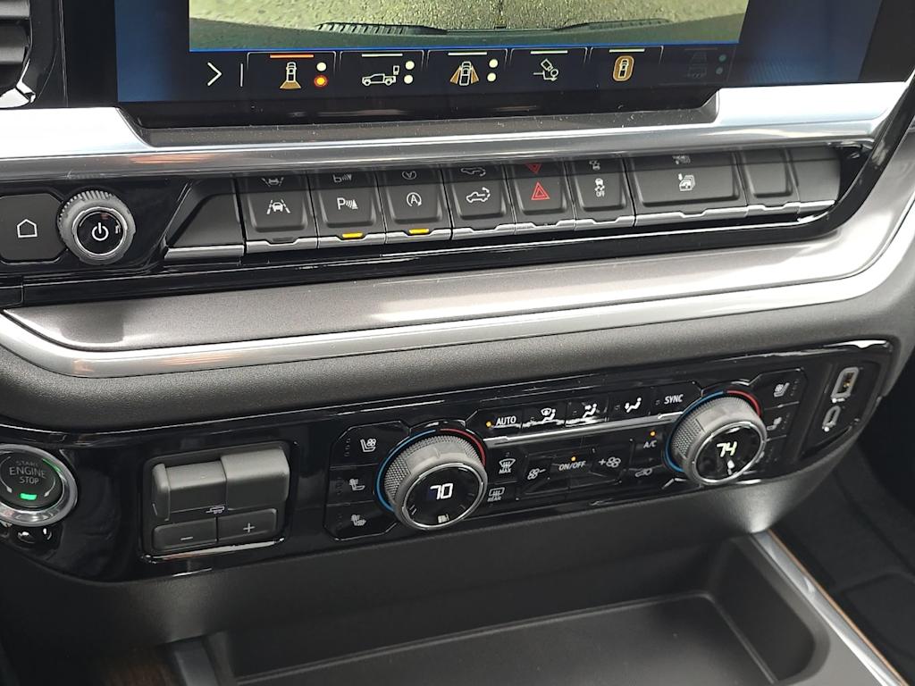 Thumbnail: 2026 Chevrolet Silverado 1500 - 24