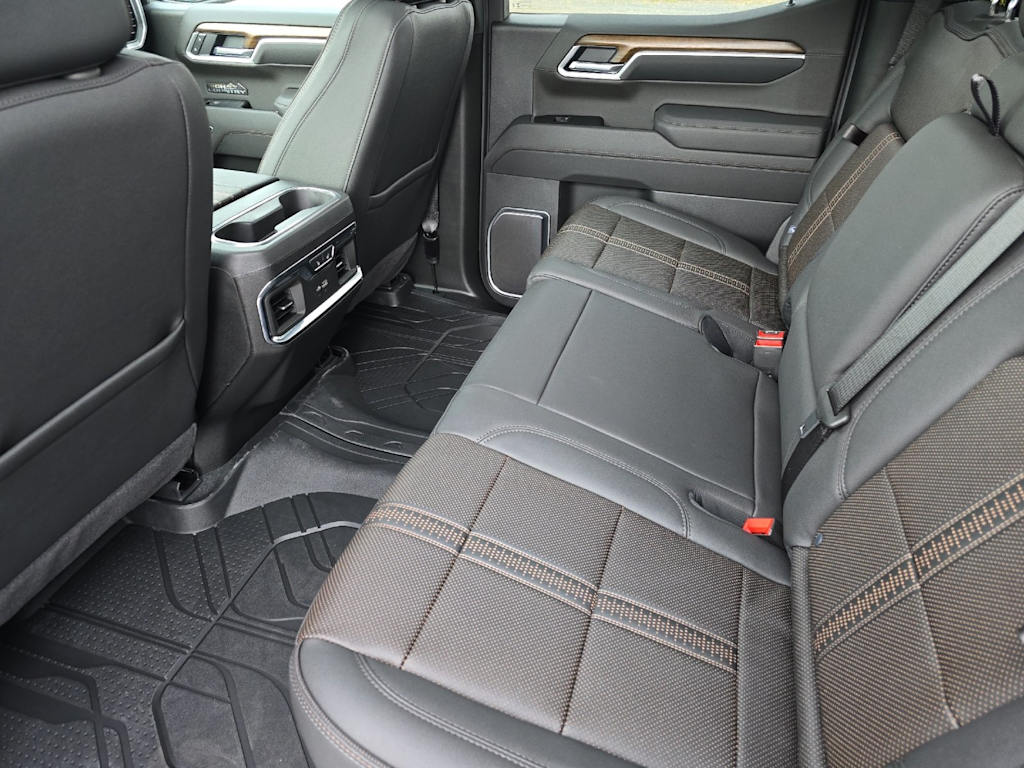 Thumbnail: 2026 Chevrolet Silverado 1500 - 12