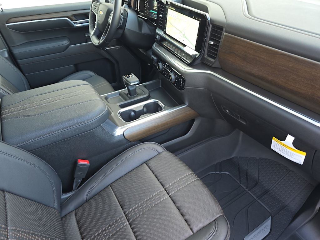 Thumbnail: 2026 Chevrolet Silverado 1500 - 10