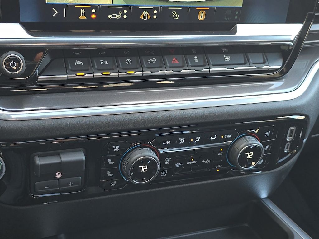 Thumbnail: 2026 Chevrolet Silverado 1500 - 24