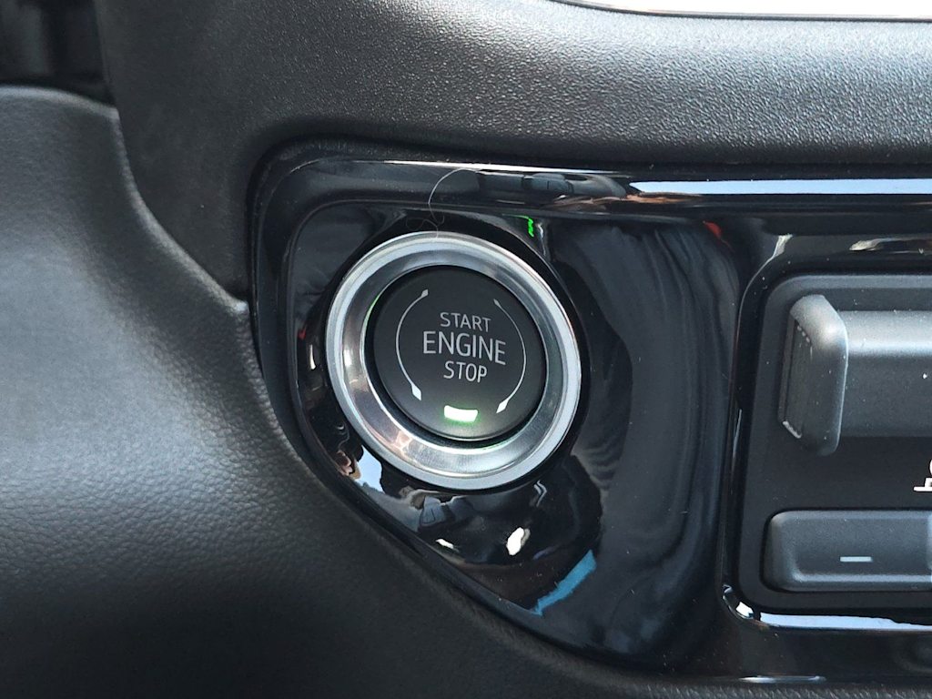 Thumbnail: 2026 Chevrolet Silverado 1500 - 25