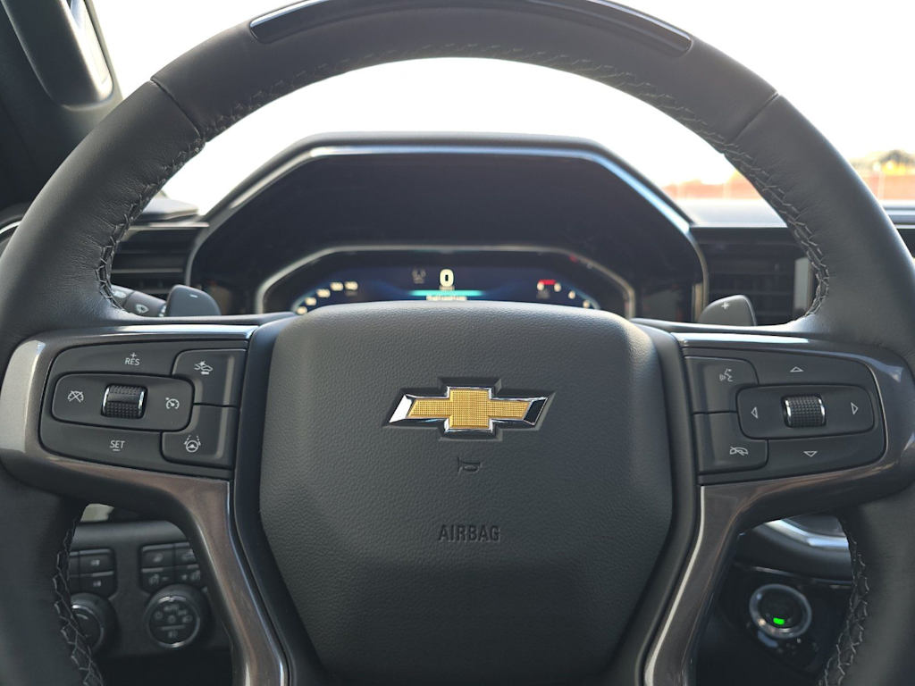 Thumbnail: 2026 Chevrolet Silverado 1500 - 26