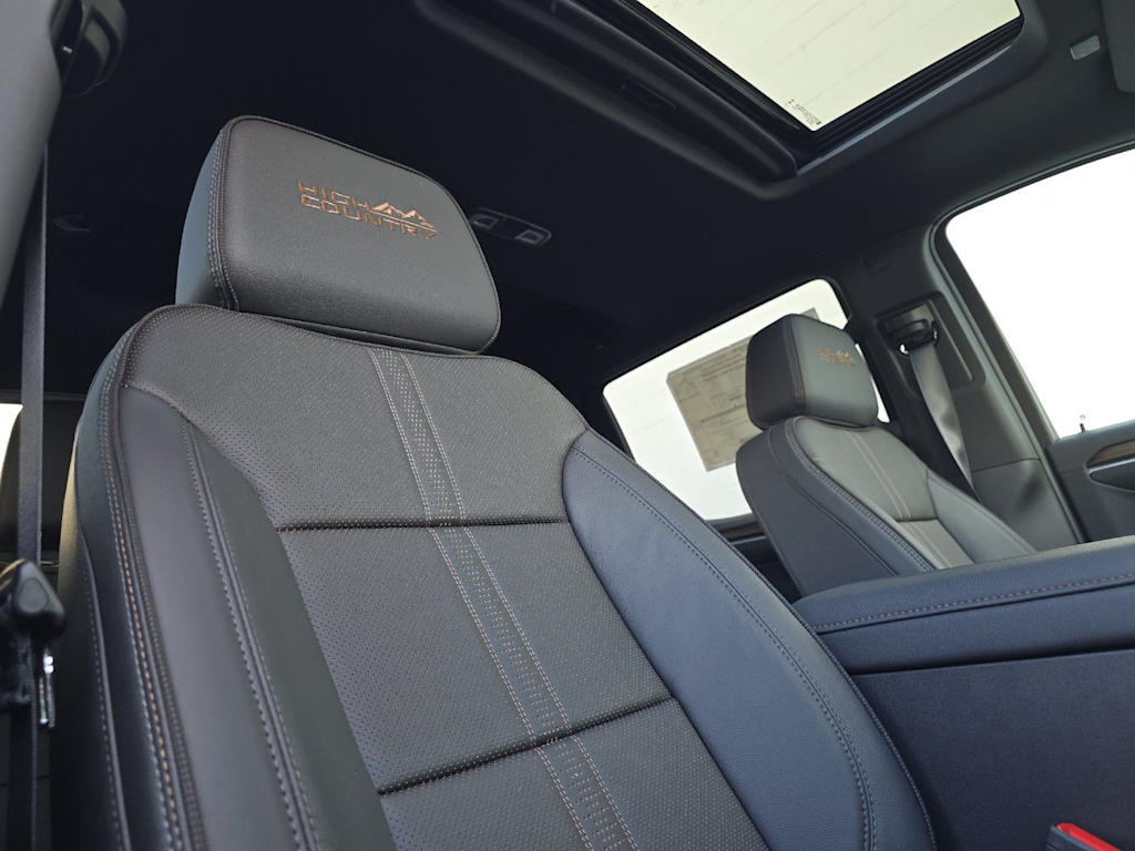 Thumbnail: 2026 Chevrolet Silverado 1500 - 11