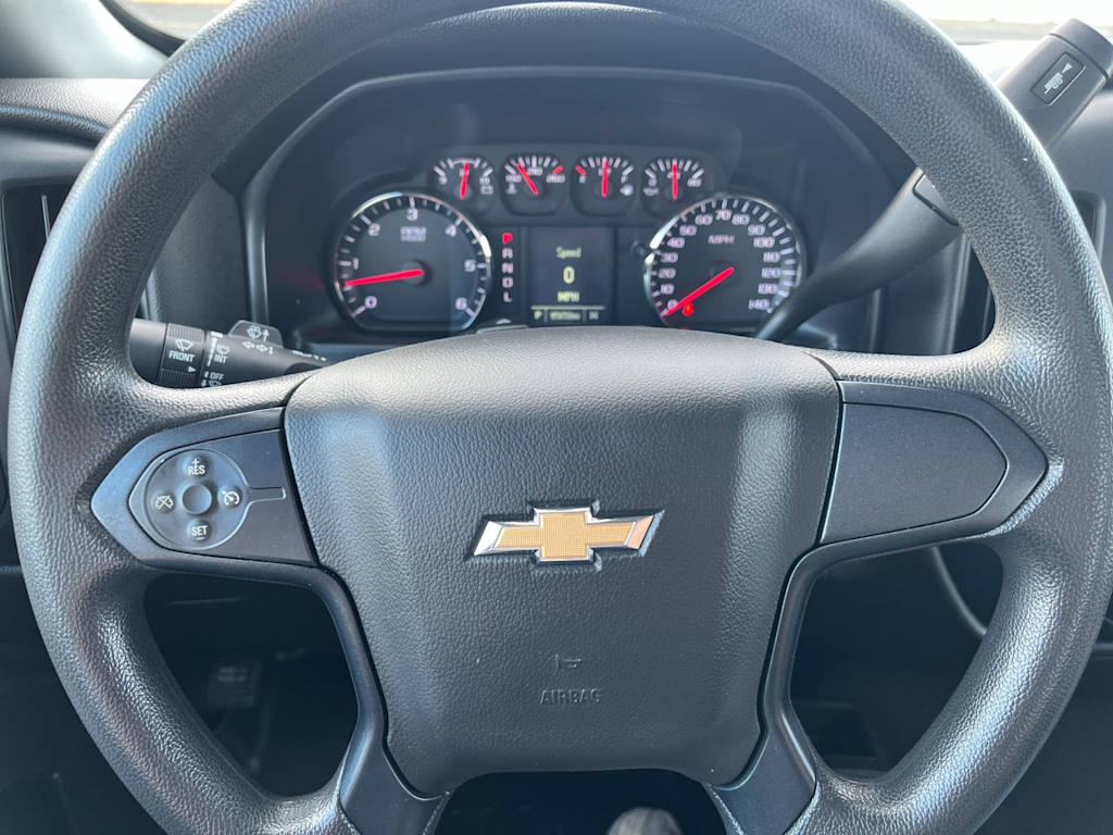 Thumbnail: 2018 Chevrolet Silverado 1500 - 25