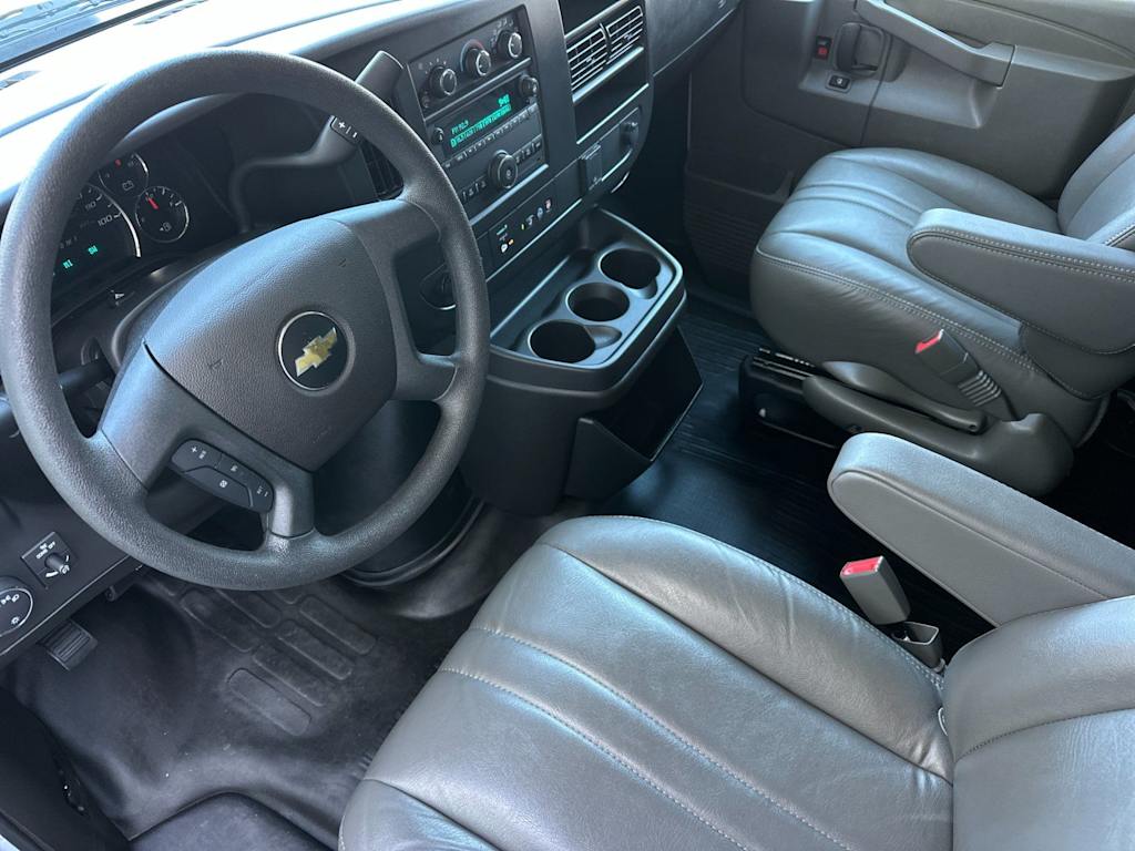 Thumbnail: 2025 Chevrolet Express - 9
