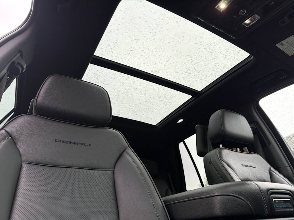 Thumbnail: 2021 GMC Yukon - 25