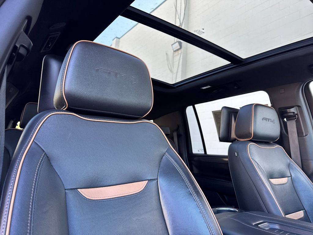 Thumbnail: 2021 GMC Yukon XL - 23