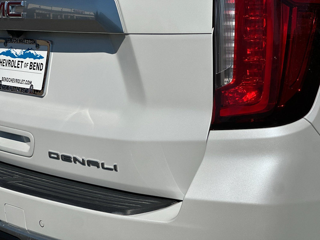 Thumbnail: 2023 GMC Yukon XL - 30