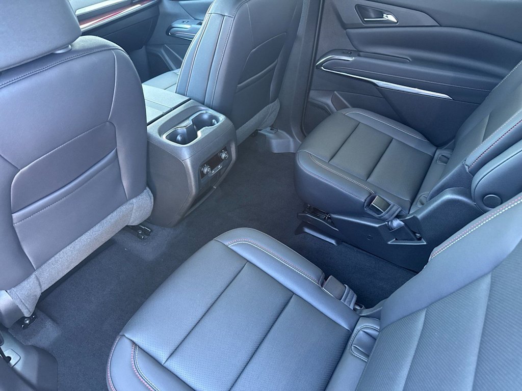 Thumbnail: 2026 Chevrolet Traverse - 9