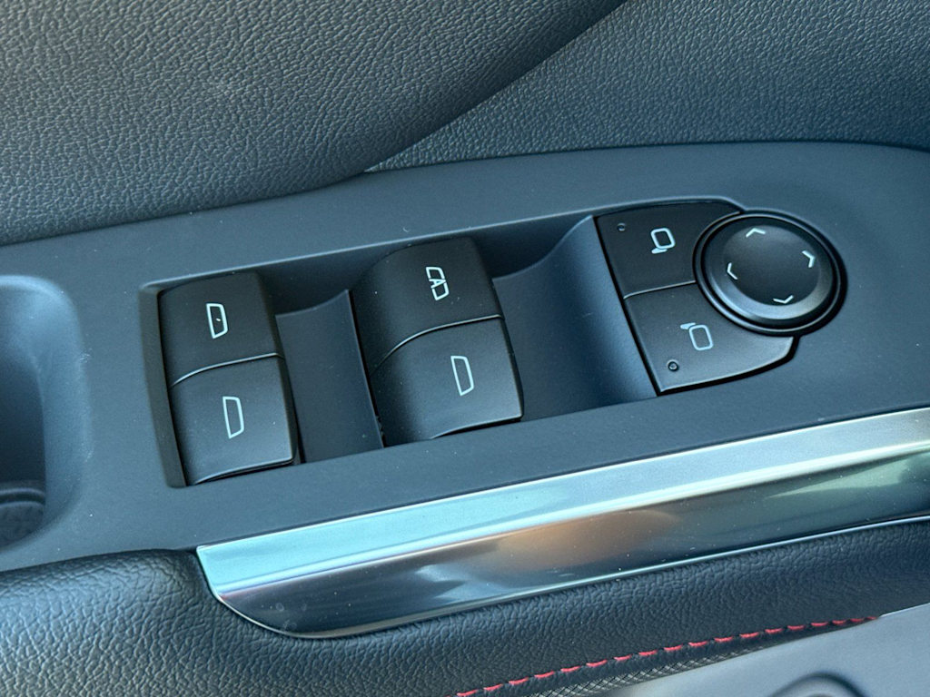 Thumbnail: 2026 Chevrolet Traverse - 19