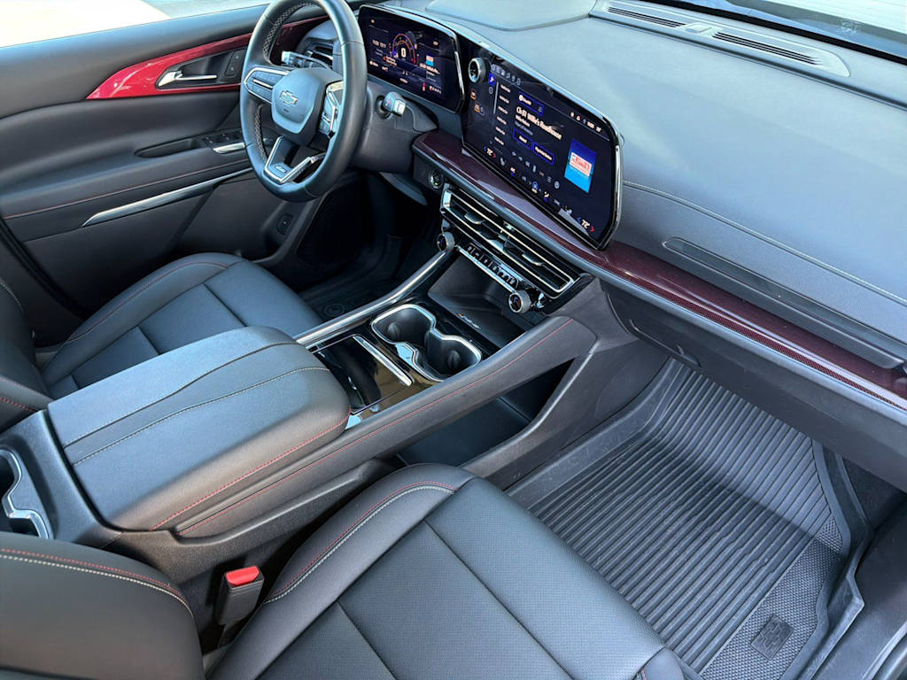 Thumbnail: 2025 Chevrolet Traverse - 11