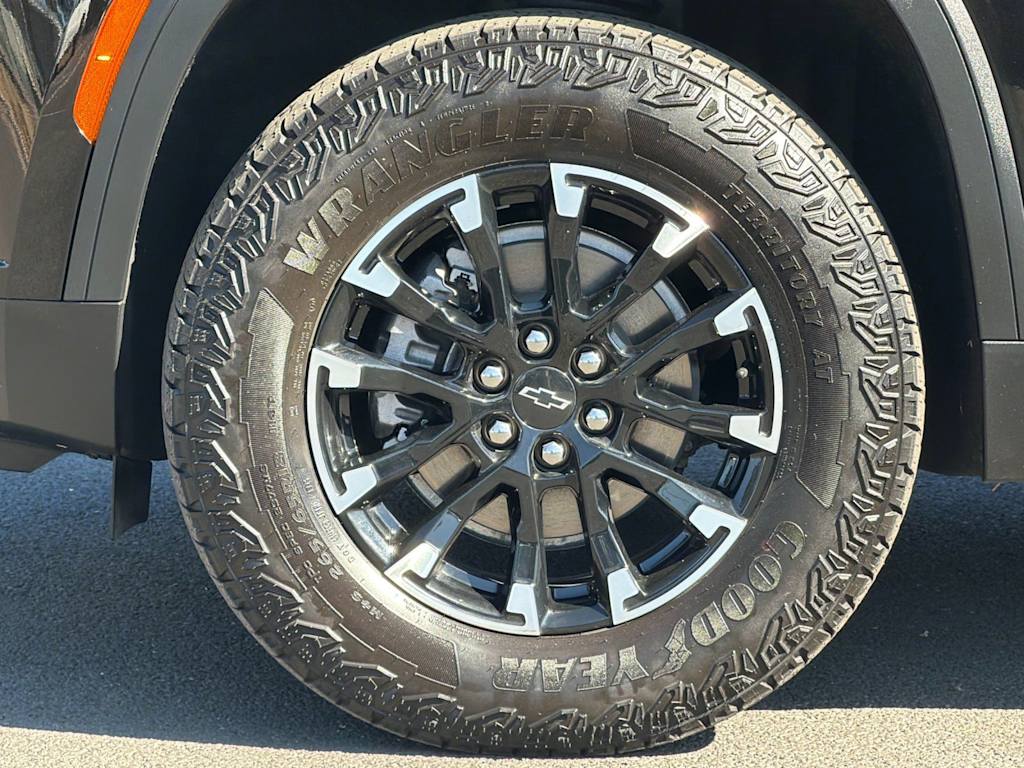 Thumbnail: 2025 Chevrolet Traverse - 7
