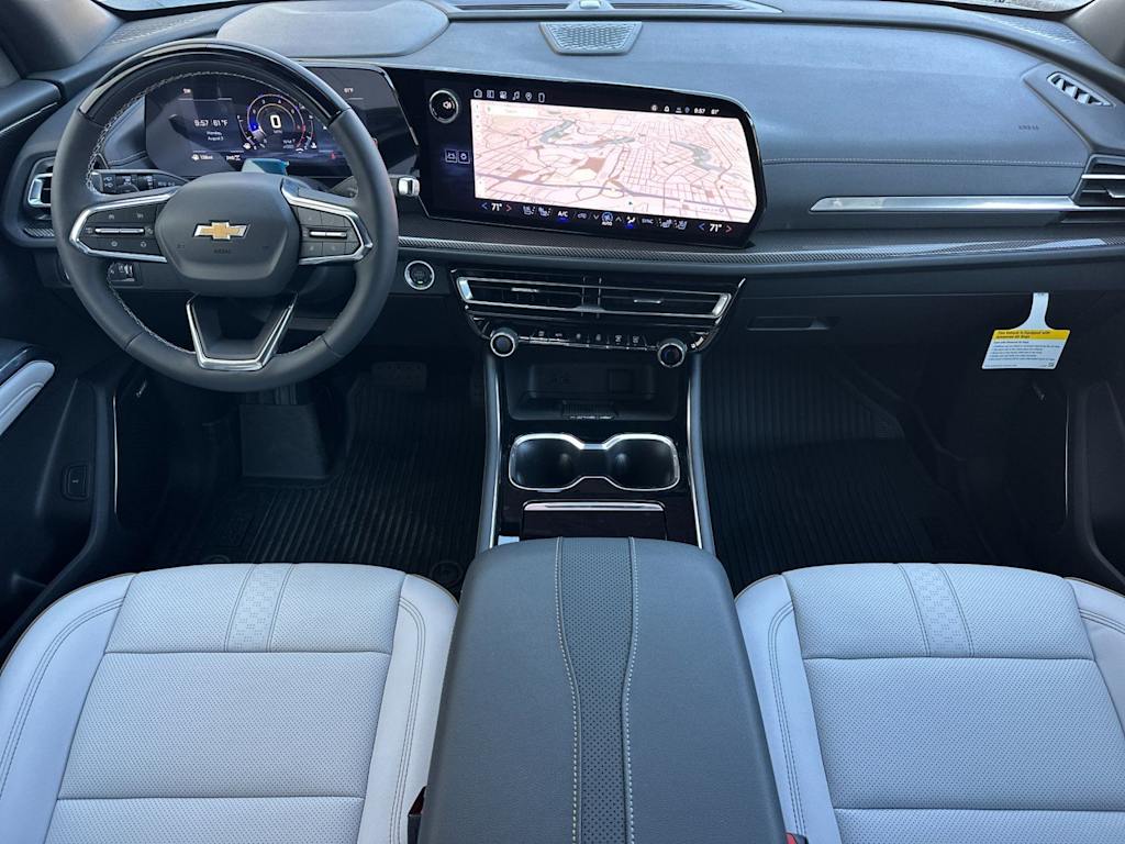 Thumbnail: 2026 Chevrolet Traverse - 2