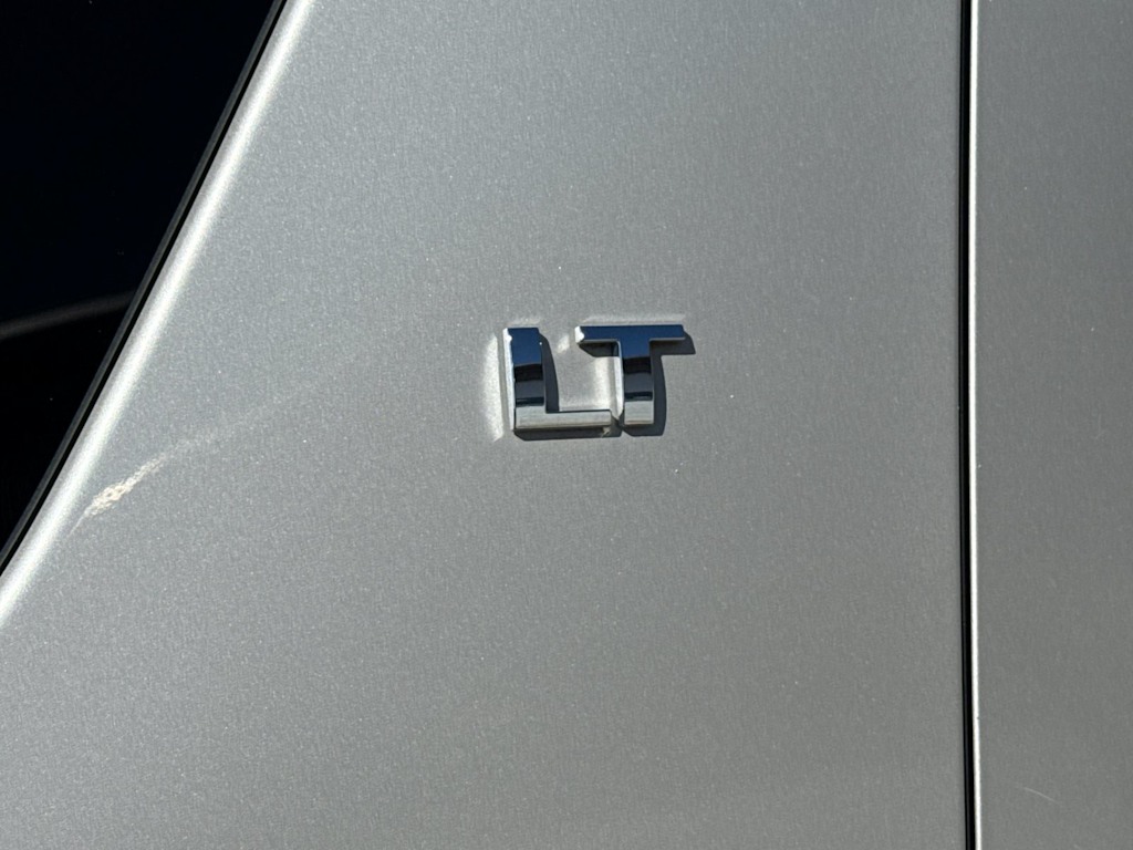 Thumbnail: 2009 Chevrolet Suburban - 7