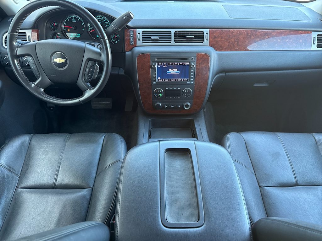 Thumbnail: 2009 Chevrolet Suburban - 2