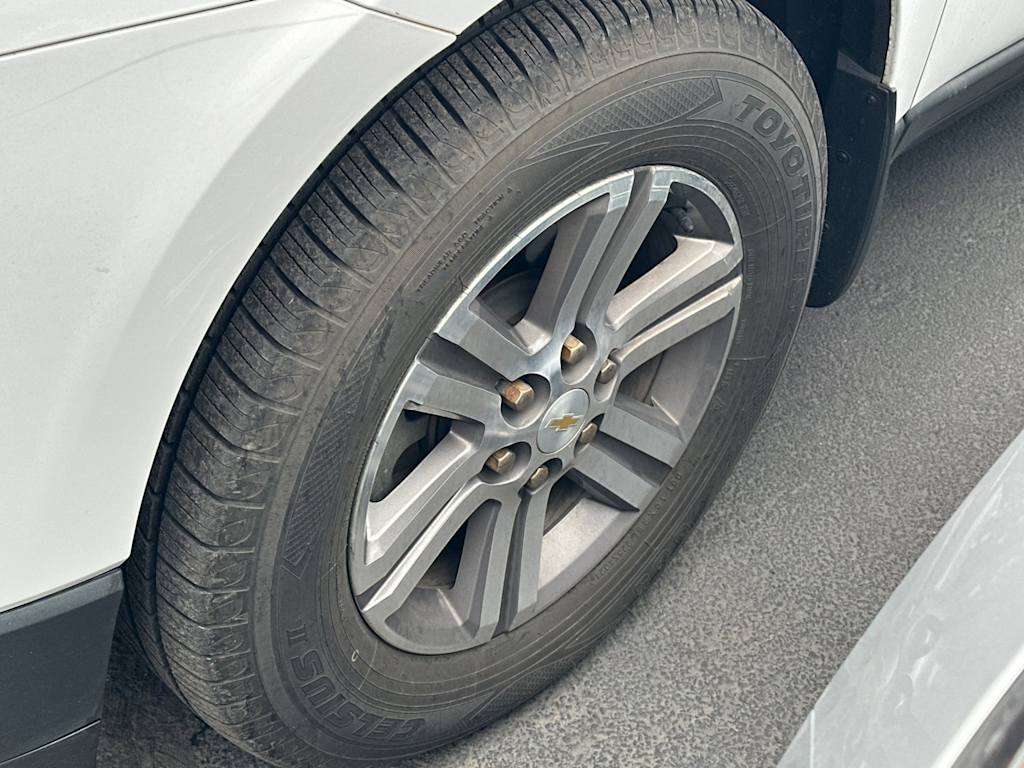 Thumbnail: 2017 Chevrolet Traverse - 5