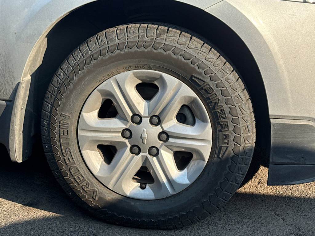 Thumbnail: 2017 Chevrolet Traverse - 6