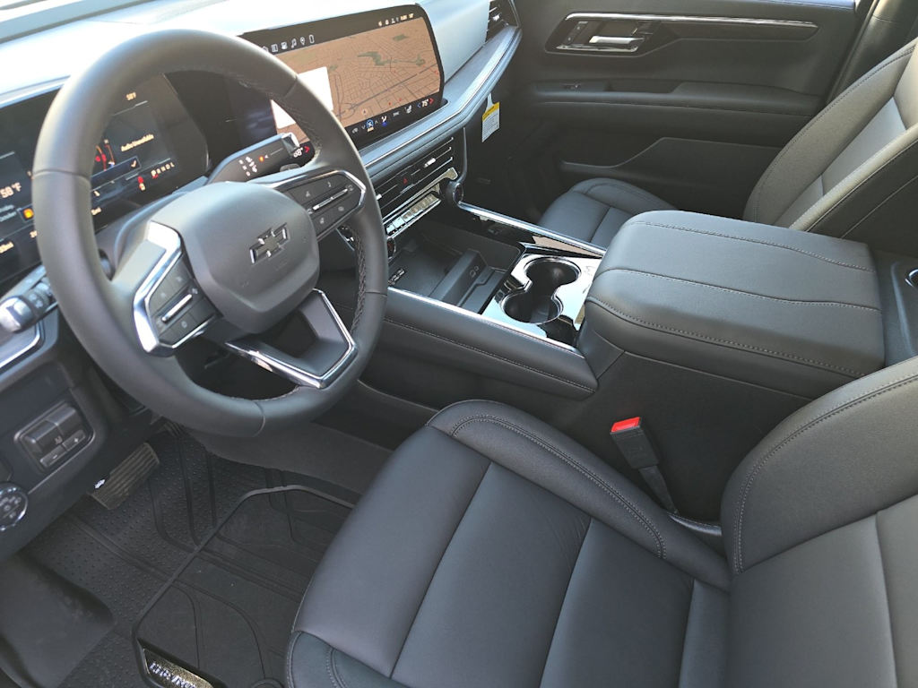 Thumbnail: 2026 Chevrolet Suburban - 11