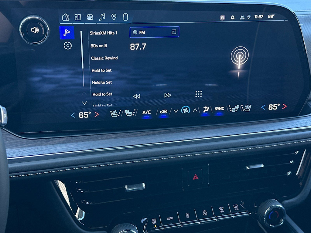 Thumbnail: 2026 Chevrolet Suburban - 23