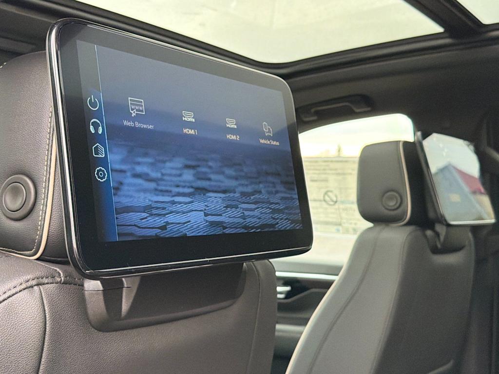 Thumbnail: 2026 Chevrolet Suburban - 13