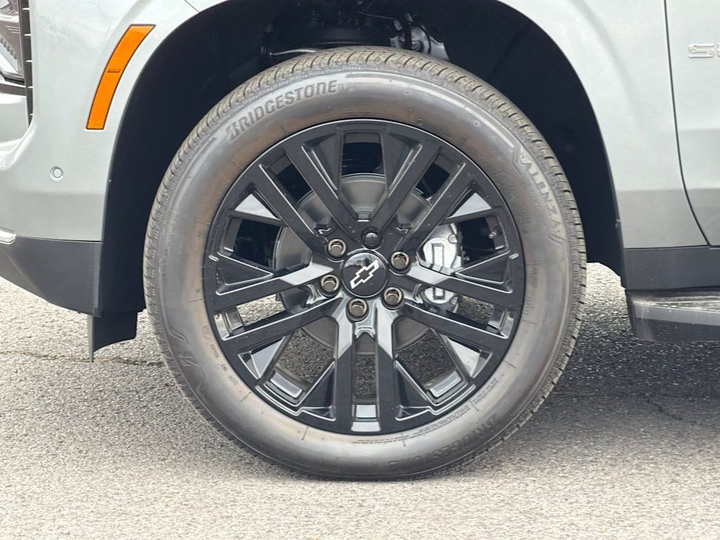 Thumbnail: 2026 Chevrolet Suburban - 7