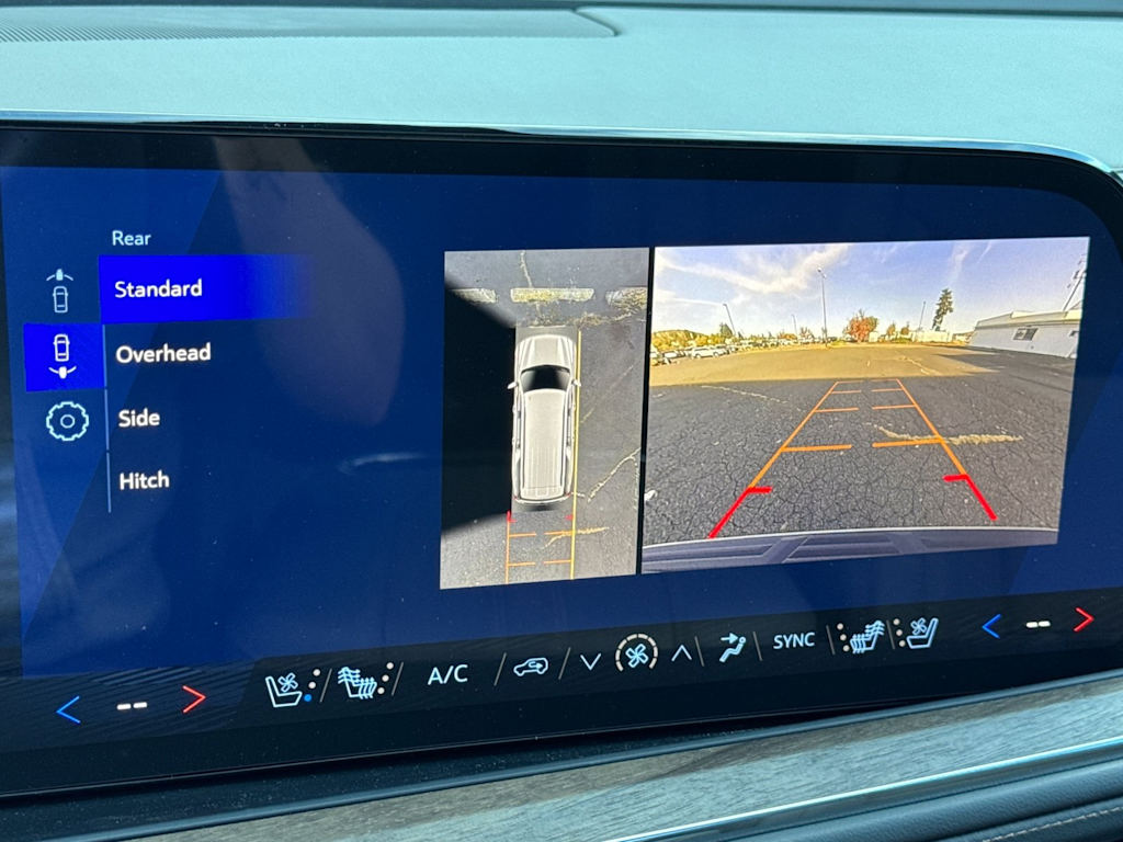 Thumbnail: 2026 Chevrolet Suburban - 25