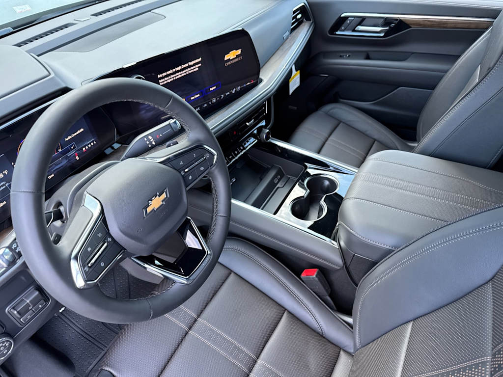 Thumbnail: 2026 Chevrolet Suburban - 9