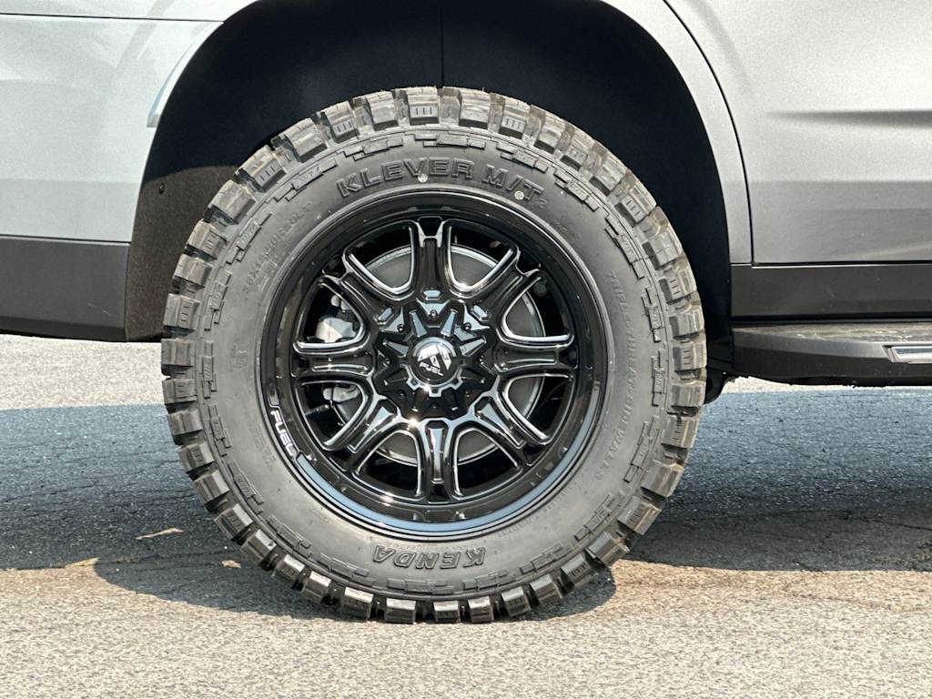 Thumbnail: 2026 Chevrolet Tahoe - 6