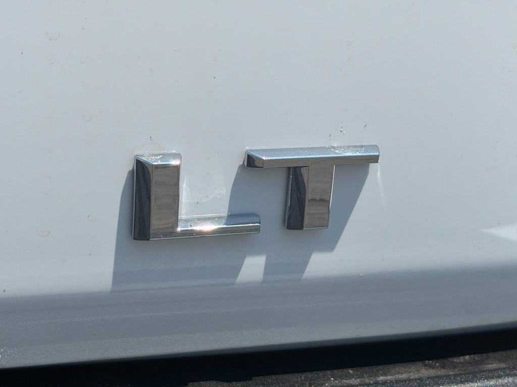 Thumbnail: 2026 Chevrolet Tahoe - 6