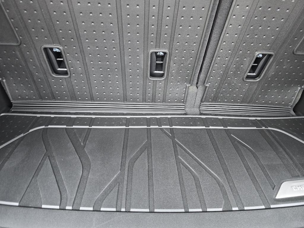 Thumbnail: 2026 Chevrolet Tahoe - 6