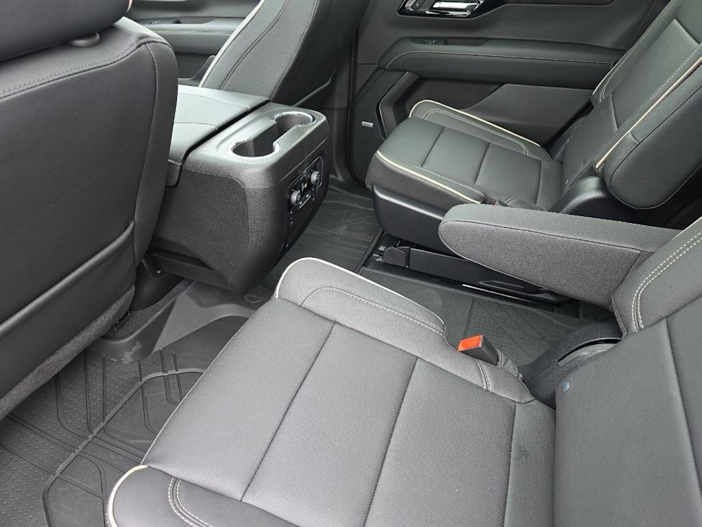 Thumbnail: 2026 Chevrolet Tahoe - 9