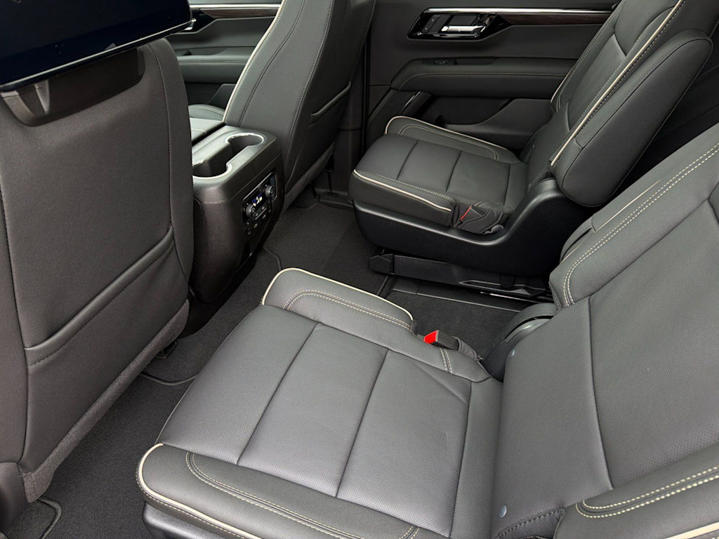 Thumbnail: 2026 Chevrolet Tahoe - 8